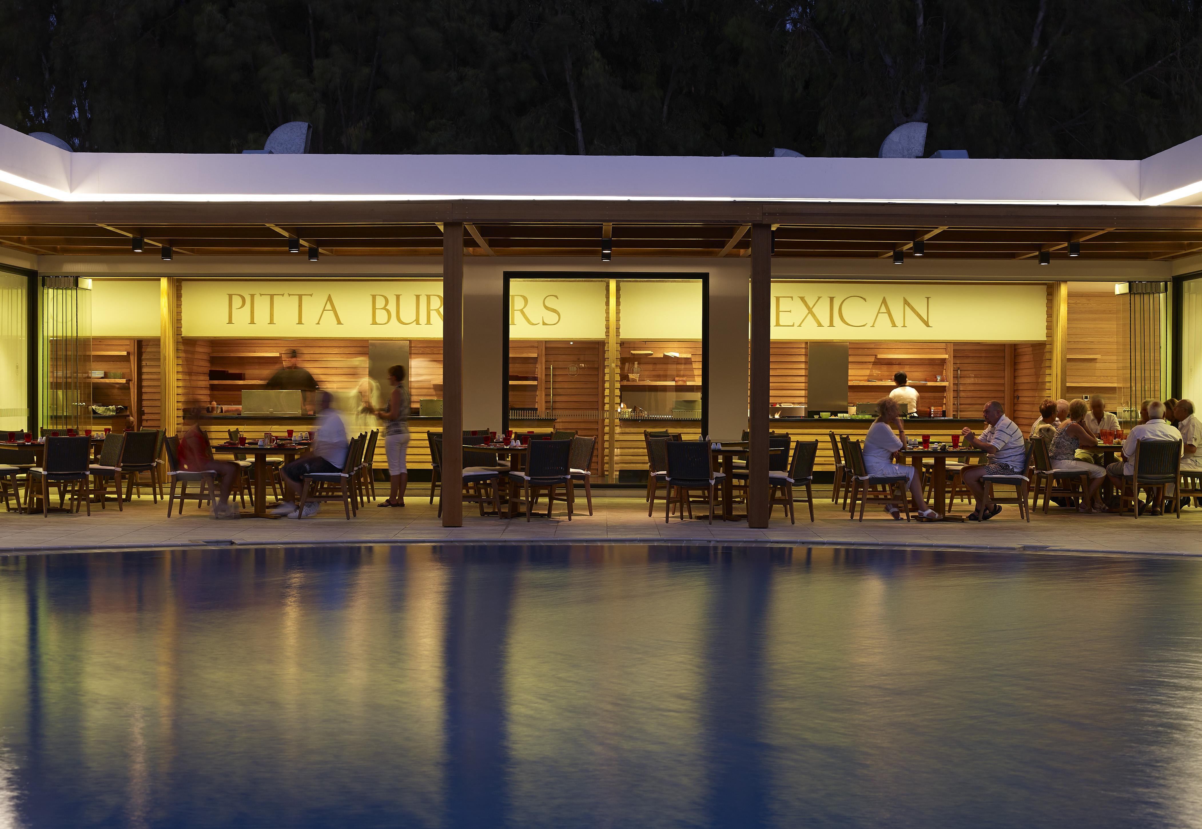 Mitsis Grand Hotel Rhodes City Exterior photo The restaurants at the pool